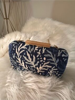 Shiraleah Navy Textured Mini Clutch with Gold Chain
